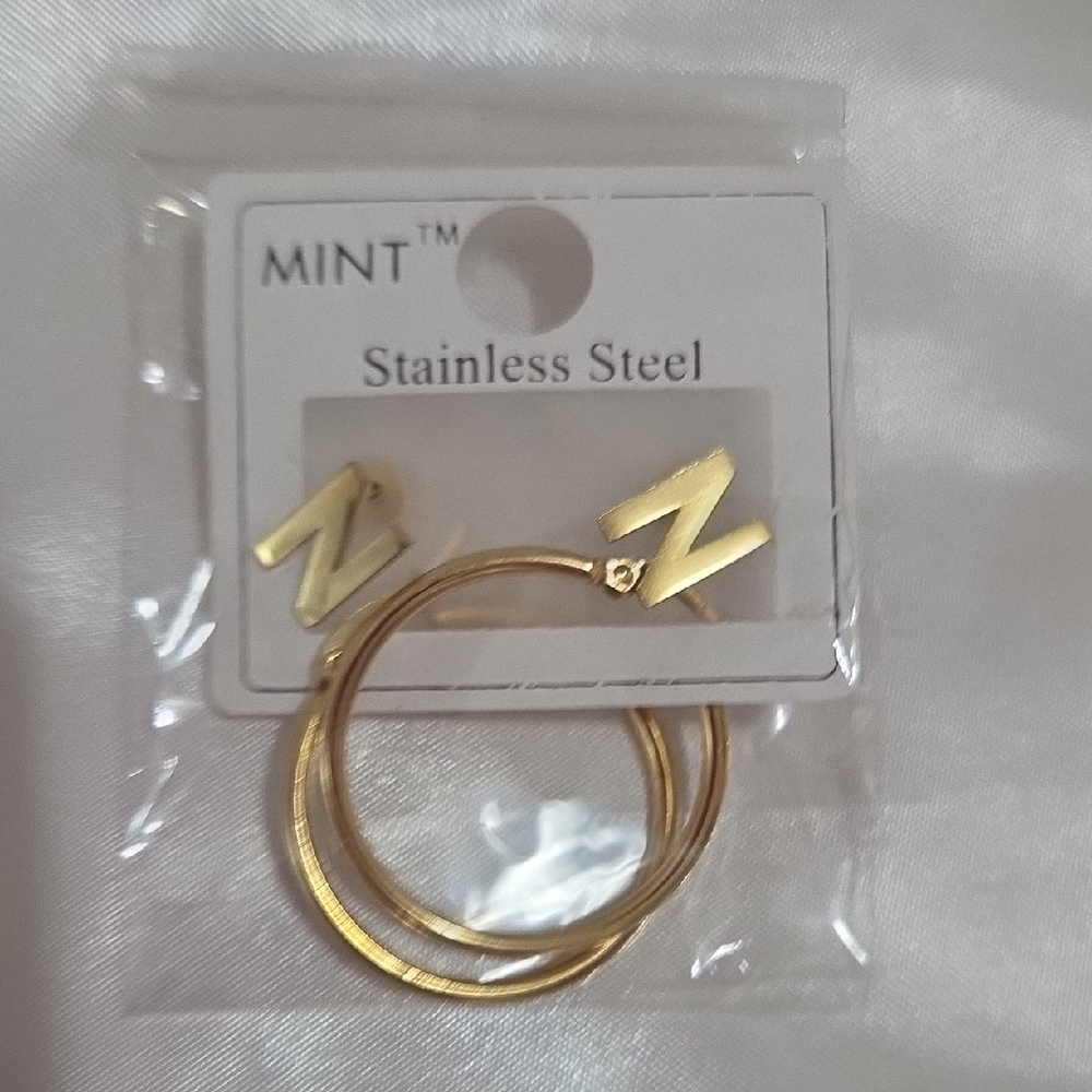 2 Pcs Mint Gold Stainless Steel  Letter Earrings